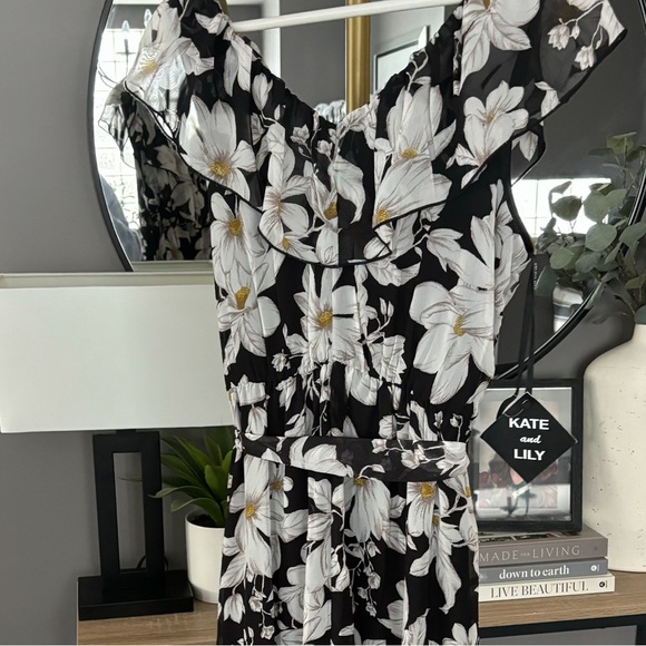 NWT KATE and LILY Dress - Picture 4 of 4